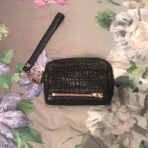 USED ALEXANDER WANG BLK WRISTLIT WITH ROSE GLD ZIP